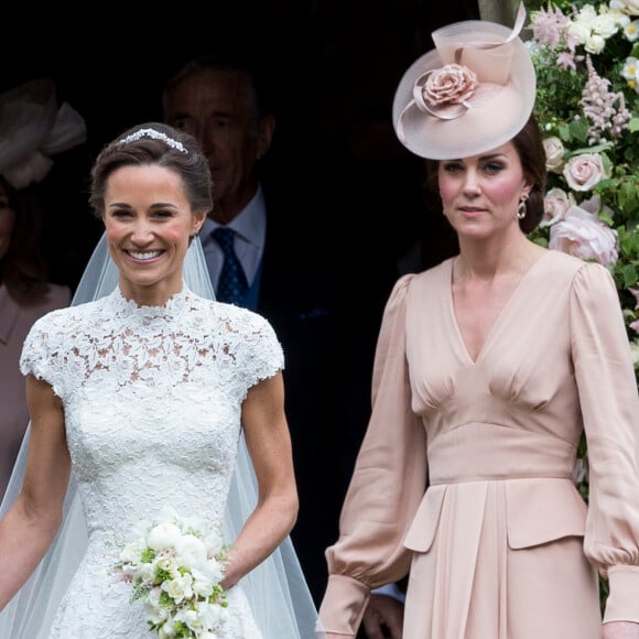 Pippa Middleton et sa soeur Catherine (Kate) Middleton, duchesse de Cambridge - Mariage de P. Middleton et J. Matthew, en l'église St Mark Englefield, Berkshire, Royaume Uni.