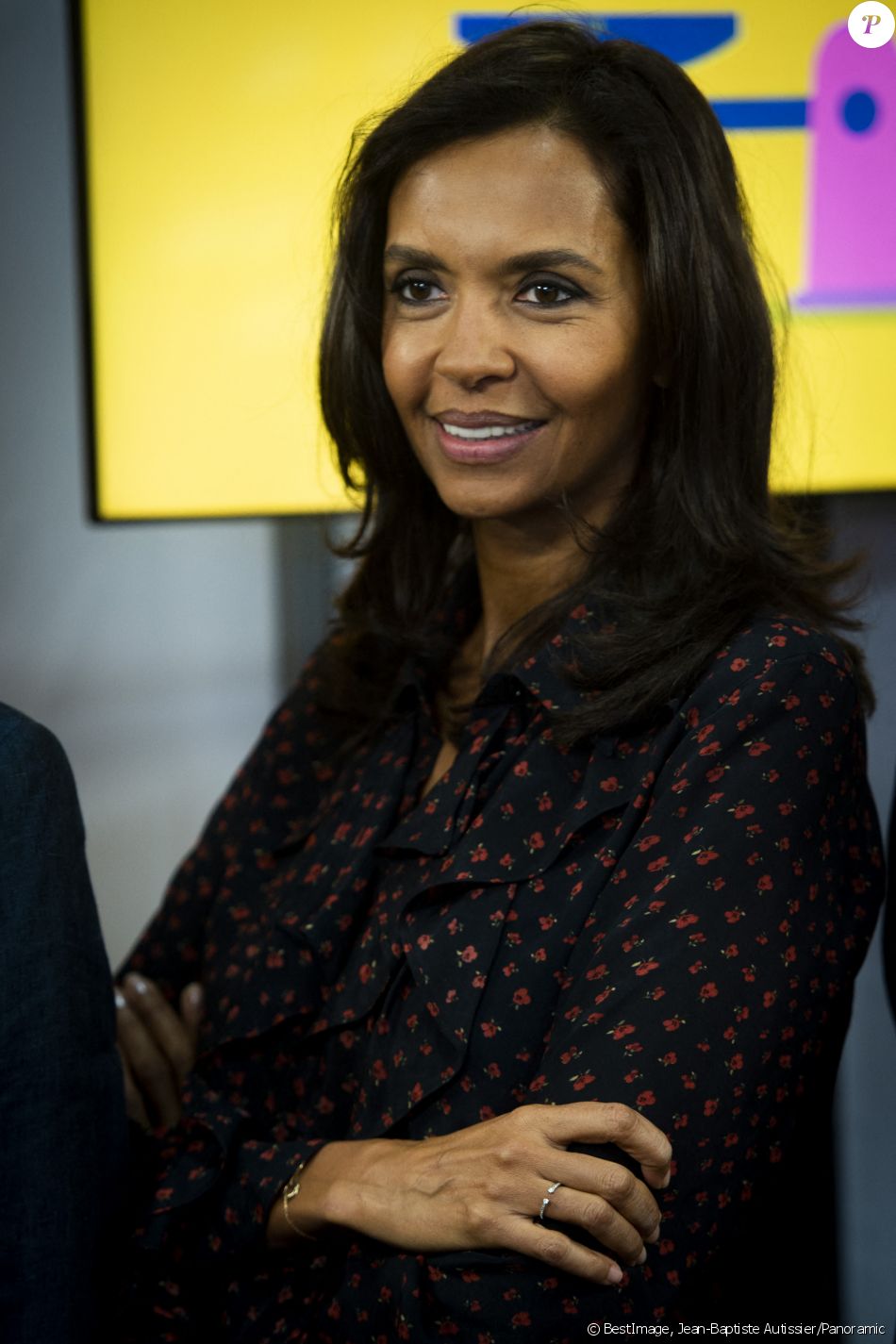 Karine Le Marchand (marraine de la CNDP (Commission nationale du débat public) et animatrice de lémission "L'amour est dans le pré") au 57ème salon International de l'Agriculture au parc des expositions de la porte de Versailles à Paris, France, le 23 février 2020. © Jean-Baptiste Autissier/Panoramic/Bestimage