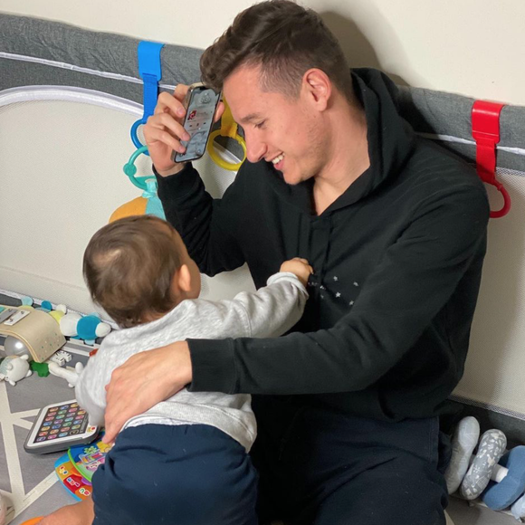 Florian Thauvin a publié une vidéo des premiers pas de son fils Alessio.