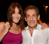 Exclusif - Carla Bruni-Sarkozy pose avec son mari Nicolas Sarkozy après son concert lors du 58ème festival "Jazz à Juan" à Juan-les-Pins© Bruno Bebert/Bestimage