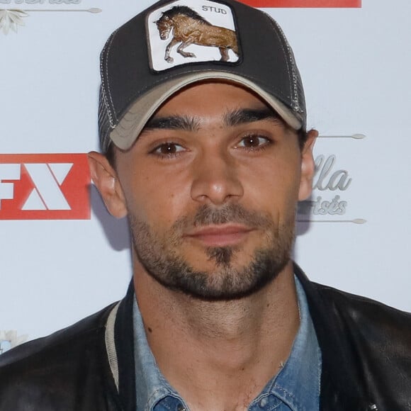 Julien Guirado - Photocall à l'occasion du lancement de la 4ème saison de l'émission de télé-réalité "La Villa des Coeurs Brisés" à la Tour TF1 à Boulogne-Billancourt, le 3 décembre 2018. © CVS/Bestimage