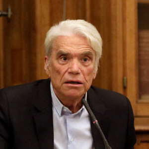 Exclusif - Bernard Tapie intervient lors de la promotion 2020 de la conférence des avocats du barreau de Paris, 11ème séance du premier tour, à la bibliothèque de l'ordre à Paris. © Dominique Jacovides / Bestimage 