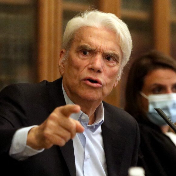 Exclusif - Bernard Tapie intervient lors de la promotion 2020 de la conférence des avocats du barreau de Paris, 11ème séance du premier tour, à la bibliothèque de l'ordre à Paris. Le 7 septembre 2020. © Dominique Jacovides / Bestimage 
