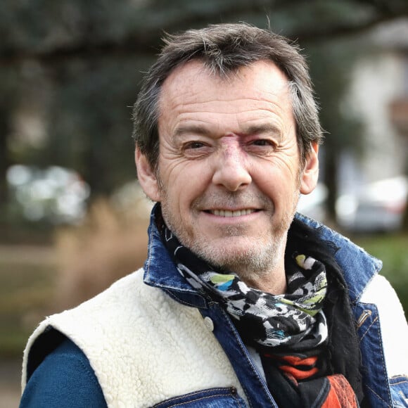 Jean-Luc Reichmann lors du photocall de la série "Léo Matteï, Brigade des mineurs" lors du 22ème Festival des créations télévisuelles de Luchon, France, le 7 février 2020. © Patrick Bernard/Bestimage