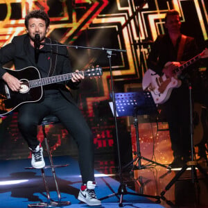 Patrick Bruel - Enregistrement de l'émission "Sidaction, ensemble contre le Sida - Merci Line" au Paradis Latin à Paris, qui sera diffusée le 27 mars sur France 2. © C.Guirec-C.Moreau / Bestimage