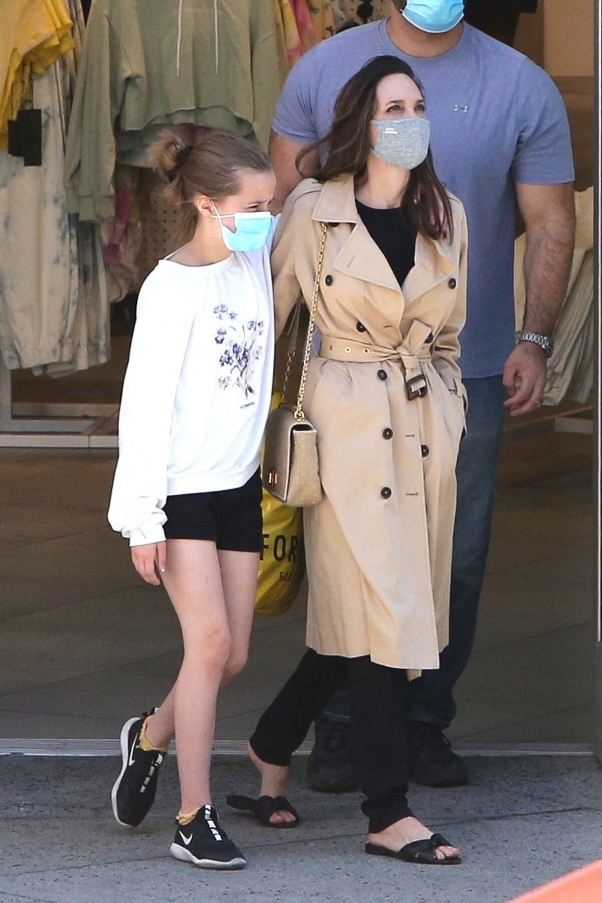 Photo Exclusif Angelina Jolie Et Sa Fille Vivienne Jolie Pitt Font