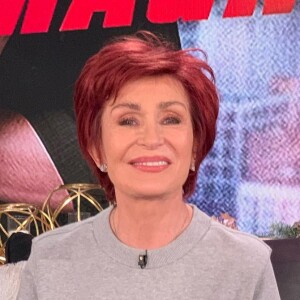 Sharon Osbourne sur le plateau de l'émission The Talk, diffusée sur CBS. Décembre 2020.