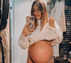 Alexia Mori, enceinte de son troisième enfant, dévoile son énorme baby-bump sur Instagram