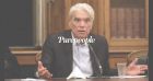 Bernard Tapie, le visage tuméfié : il sort du silence et évoque des séquelles pour sa tumeur au cerveau