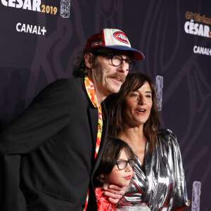 Romane Bohringer et son compagnon Philippe Rebbot avec leur fille Rose - Photocall de la 44ème cérémonie des César à la salle Pleyel à Paris. Le 22 février 2019 © Borde-Jacovides / Bestimage