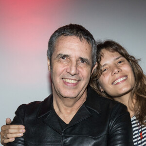 Julien Clerc et sa fille Vanille - Julien Clerc en concert à la Salle Pleyel pour "La Tournée des 50 ans" à Paris. Le 18 mars 2018. © Cyril Moreau