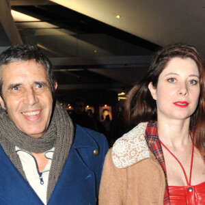 Julien Clerc et sa femme Hélène Gremillon - Première du film "Arrêtez-moi" à Paris. Le 6 février 2013.