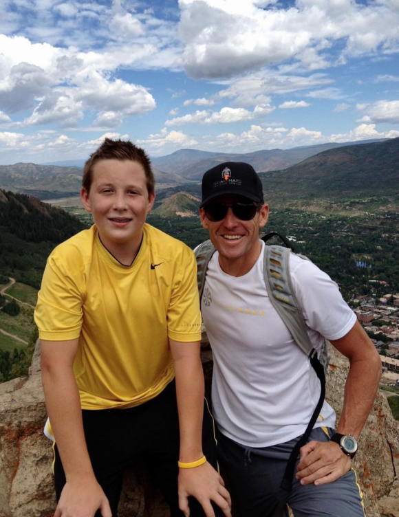 Lance Armstrong et son fils Luke Armstrong en 2012.