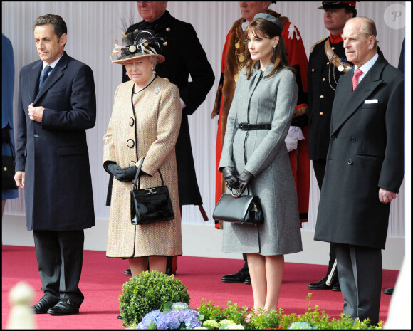 Carla Bruni, Nicolas Sarkozy, Elizabeth II et le Prince Philip - Visite officielle au Château de Windsor - 2008.