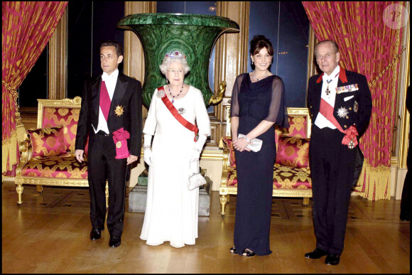 Carla Bruni, Nicolas Sarkozy, Elizabeth II et le Prince Philip au château de Windsor - 2008