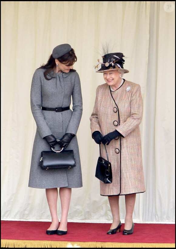 Carla Bruni et Elizabeth II au château de Windsor - 2008