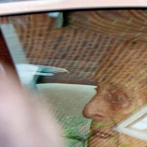 Le prince Philip, duc d'Edimbourg, quitte l'hôpital King Edward VII's Hospital Sister Agnes après un mois de soins à Londres le 16 mars 2021.