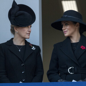 Sophie Rhys-Jones, comtesse de Wessex, Meghan Markle, duchesse de Sussex - La famille royale d'Angleterre lors du National Service of Remembrance à Londres le 10 novembre 2019.