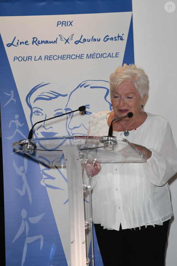 Line Renaud - 1ère édition de la remise du prix "Line Renaud - Loulou Gasté", pour la recherche médicale, à la Maison de la Recherche à Paris. Le 25 octobre 2019 © Coadic Guirec / Bestimage