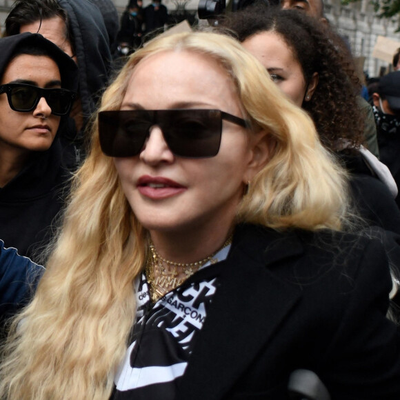 Madonna participe à une manifestation à Londres lors du mouvement Black Lives Matter rally en hommage à George Floyd et contre les violences policières.