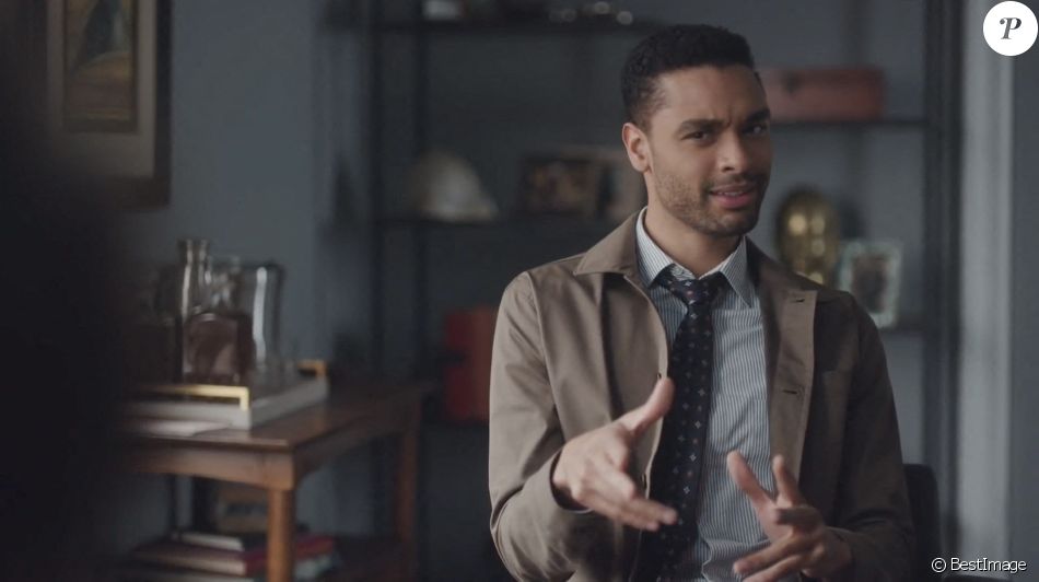 Regé-Jean Page parodie la série "Bridgerton" dans l'émission "Saturday Night Live", février 2021.
