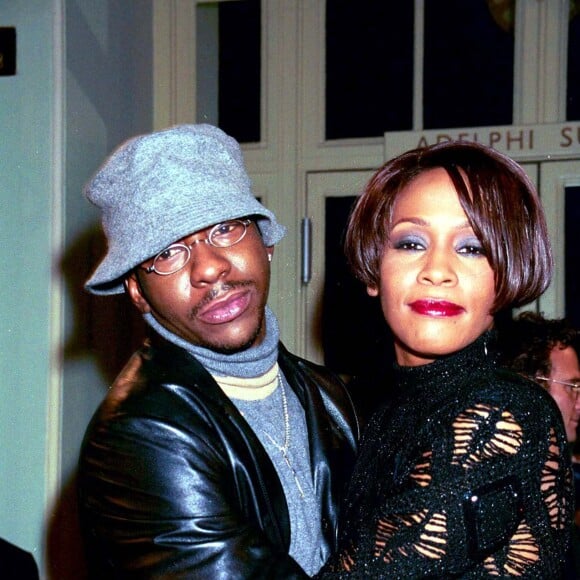 Bobby Brown et Whitney Houston à Londres en novembre 1999