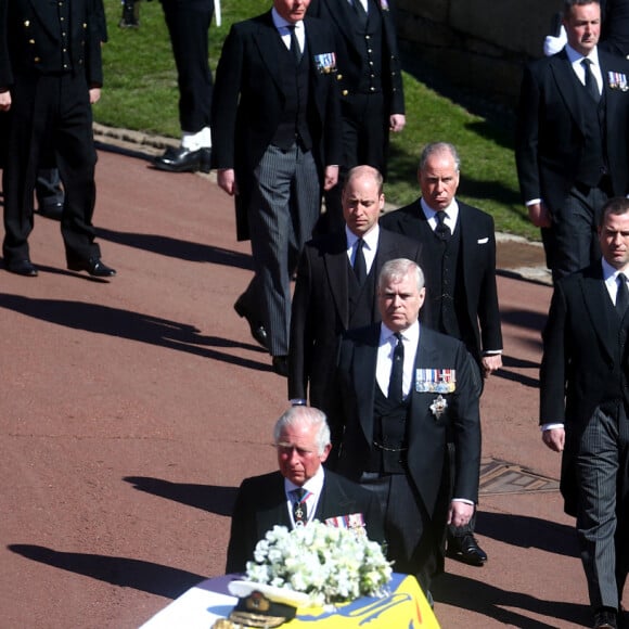 Le prince Charles, prince de Galles, la princesse Anne, le prince Andrew, duc d'York, le prince William, duc de Cambridge, David Armstrong-Jones, comte de Snowdon, Peter Phillips, la princesse Anne, le prince Edward, comte de Wessex, le prince Harry, duc de Sussex, Sir Timothy Laurence - Arrivées aux funérailles du prince Philip, duc d'Edimbourg à la chapelle Saint-Georges du château de Windsor, le 17 avril 2021.