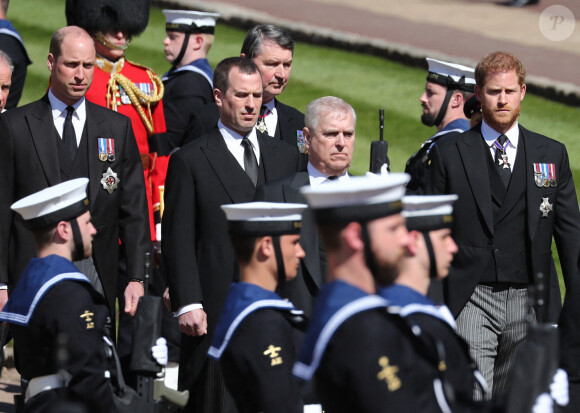 Le prince William, duc de Cambridge, Peter Phillips, Sir Timothy Laurence, le prince Andrew, duc d'York, le prince Harry, duc de Sussex - Arrivées aux funérailles du prince Philip, duc d'Edimbourg à la chapelle Saint-Georges du château de Windsor, le 17 avril 2021. 