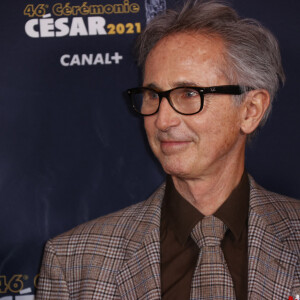 Thierry Lhermitte lors du photocall lors de la 46ème cérémonie des César à l'Olympia à Paris, France, le 12 mars 2021. © Thomas Samson / Pool / Bestimage 