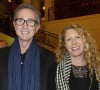 Thierry Lhermitte et sa femme Hélène - 20e édition de la vente aux enchères des "Sapins de Noël des Créateurs" au théâtre des Champs-Elysées à Paris © Guirec Coadic/Bestimage 