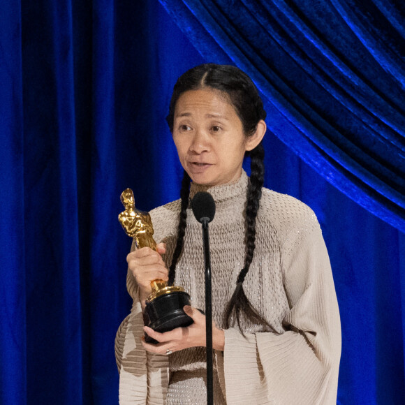 Chloé Zhao remporte l'Oscar du meilleur film. Photo par Todd Wawrychuk/A.M.P.A.S. via ABACAPRESS.COM