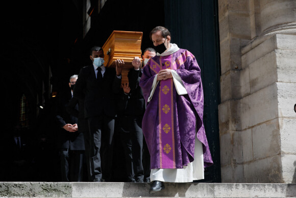 Obsèques de Myriam Feune de Colombi (Myriam Vilgrain) en l'église Saint-Roch à Paris. Le 26 avril 2021. © Christophe Clovis/Bestimage