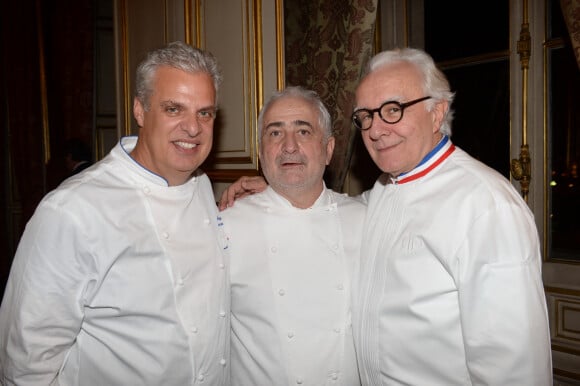 Eric Rippert, Guy Savoy et Alain Ducasse - Soirée de la 4e cérémonie de remise des Prix "LA LISTE 2019" au Quai d'Orsay à Paris. Le 3 décembre 2019. © Rachid Bellak/Bestimage