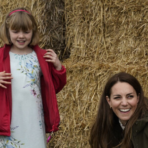 Kate Middleton lors de sa visite d'une ferme de Little Stainton, dans le comté de Durham, le 27 avril 2021. 