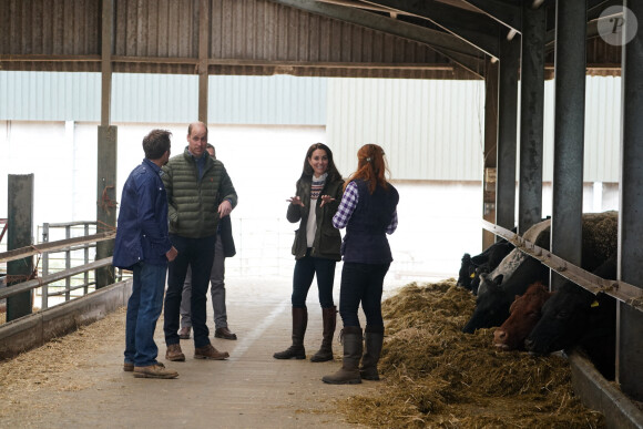 Kate Middleton et le prince William - Visite d'une ferme de Little Stainton, dans le comté de Durham, le 27 avril 2021.