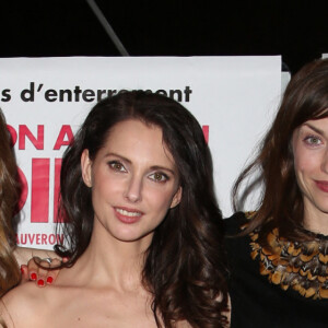 Elodie Fontan, Frédérique Bel, Emilie Caen et Julia Piaton - Avant-Première de "Qu'est-ce qu'on a fait au Bon Dieu ?" à Paris le 27 mars 2014.
