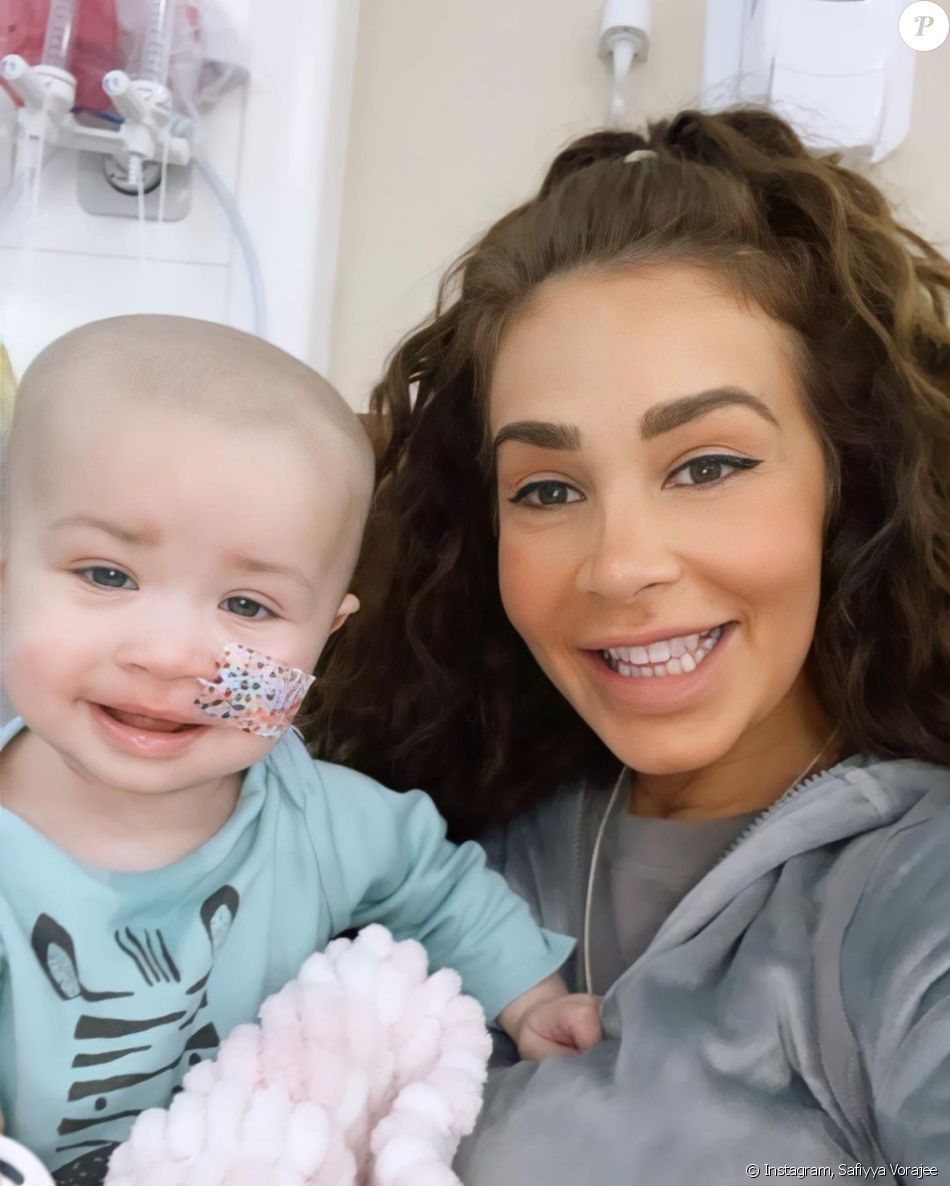 Safiyya Vorajee et sa fille Azaylia en mars 2021.