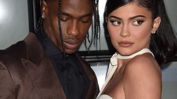 Kylie Jenner et Travis Scott : complices et tactiles en boîte, le couple se reforme ?