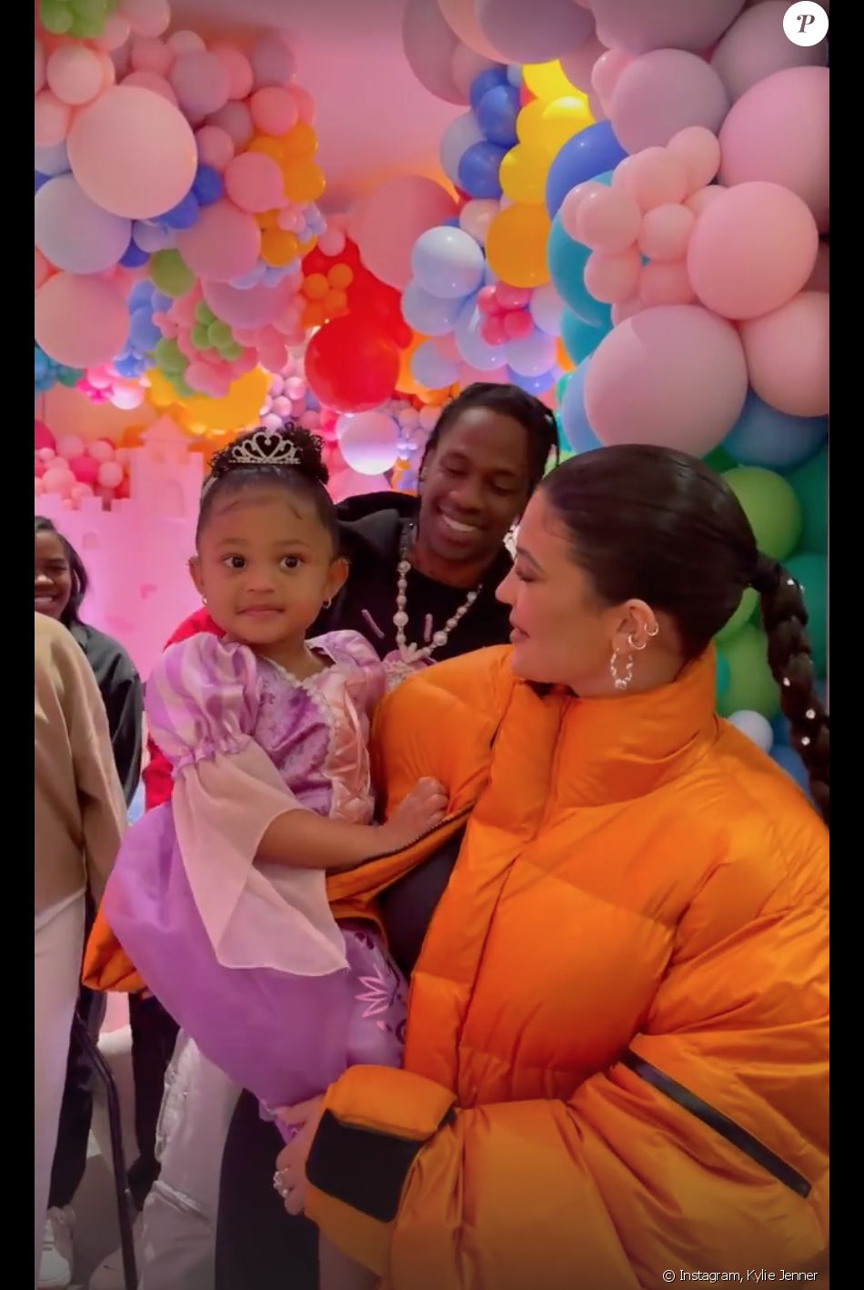 La fille de Kylie Jenner et Travis Scott, Stormi, a fêté ses 3 ans le 1er février 2021.