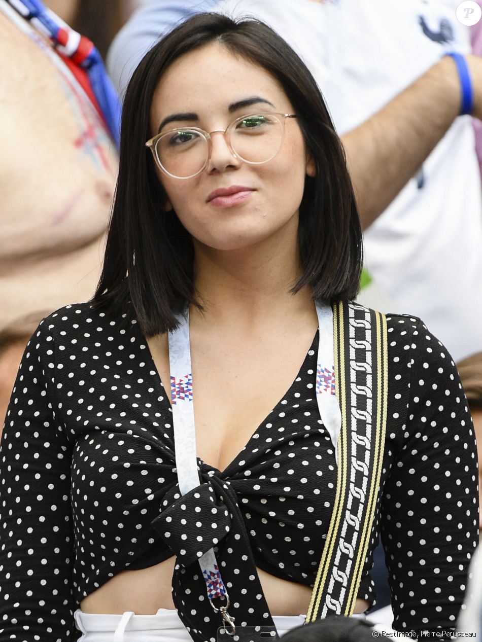 Agathe Auproux - Célébrités dans les tribunes lors du match de coupe du monde opposant la France au Danemark au stade Loujniki à Moscou, Russia, le 26 juin 2018. © Pierre Perusseau/Bestimage
