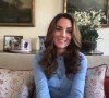 Catherine Kate Middleton, duchesse de Cambridge s'entretient avec Johannah Churchill, une des finalistes du projet Hold Still, un concours photographique de portrait pendant le confinement. Londres, le 15 novembre 2020.
