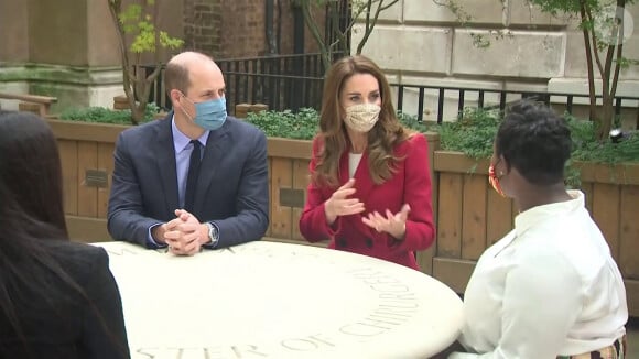 Le prince William, duc de Cambridge, et Catherine (Kate) Middleton, duchesse de Cambridge, visitent l'hôpital St. Bartholomew dans le cadre du projet photographique "Hold Still". Londres. Le 20 octobre 2020.