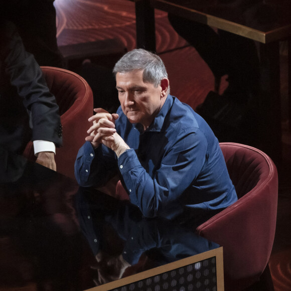 Exclusif - Yves Calvi - Enregistrement de l'émission "On Est En Direct" (OEED), Spéciale 100 ans de la radio, présentée par L.Ruquier, diffusée sur France 2 le 8 mai. © Jack Tribeca / Bestimage
