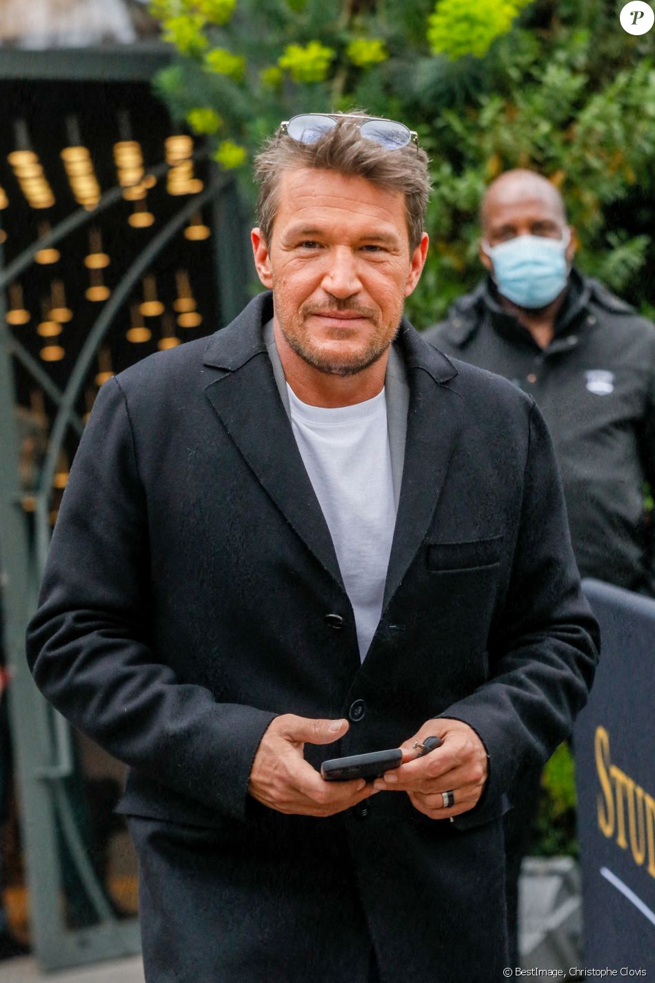 Benjamin Castaldi à la sortie de l'enregistrement de l'émission ...