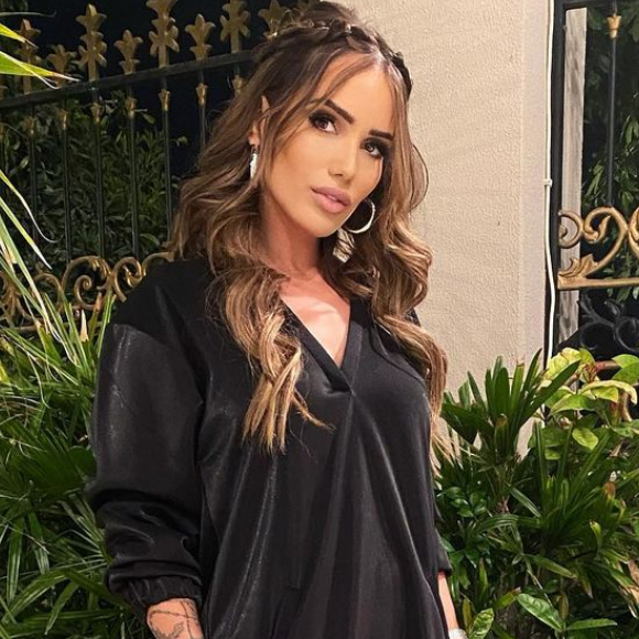 Manon Marsault (Les Marseillais) s'est encore une fois offert une augmentation mammaire - Instagram