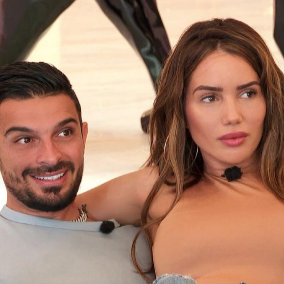 Manon Marsault (Les Marseillais) s'est encore une fois offert une augmentation mammaire - Instagram