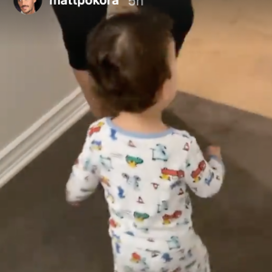 Isaiah, le fils aîné de M. Pokora et Christina Milian, est déjà très habile au basket mais vise le mauvais panier. Story Instagram du 12 mai 2021.