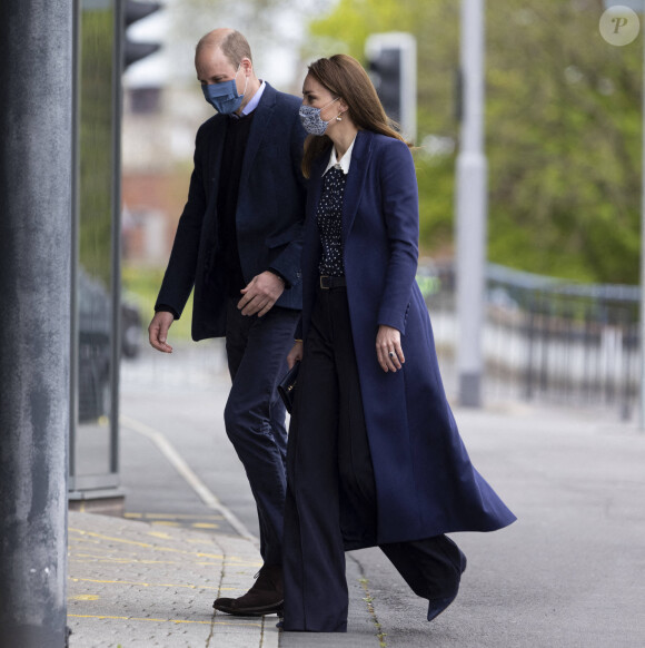 Le prince William, duc de Cambridge et et Kate Catherine Middleton, duchesse de Cambridge à leur arrivée au centre "The Way Youth Zone" à Wolverhampton. Le 13 mai 2021