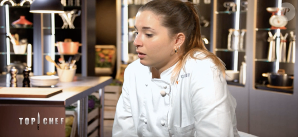 Sarah dans "Top Chef 2021" sur M6, lors des qualifications pour la demi-finale.