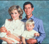 Diana, le prince Charles et leurs enfants, William et Harry, en 1984.